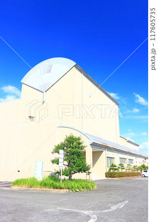 愛知県津島市、津島市文化会館の風景 117605735