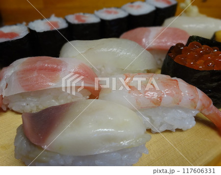 大船渡屋台村で食べる寿司 117606331