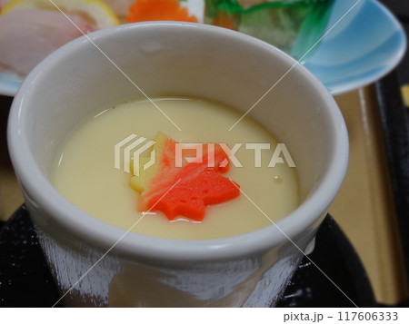 岩手県宮古市の旅館で食べる「茶碗蒸し」 117606333
