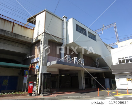 近畿日本鉄道（近鉄）橿原線の筒井駅（奈良県） 117606624