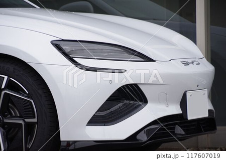 輸入車イメージ　中国の電気自動車　BYD SEAL 117607019