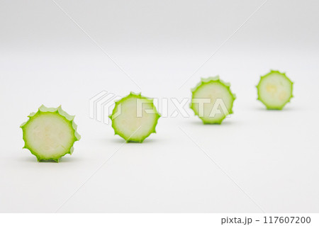 ヘチオクの素材写真 十角糸瓜 ヘチマとオクラの掛け合わせと思われている野菜 ヘチオクの素材写真 十角糸瓜 ヘチマとオクラの掛け合わせと思われている野菜 117607200