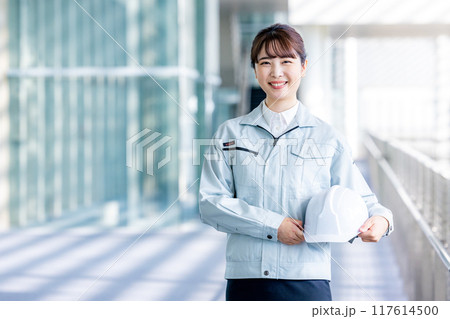 女性　作業服 117614500