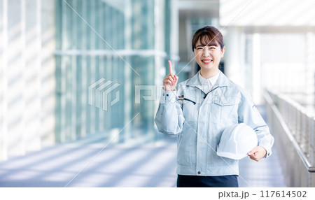 女性　作業服 117614502