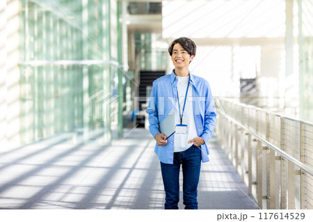 男性　エンジニア　ベンチャー 117614529