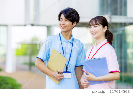 男女　介護福祉 117614568