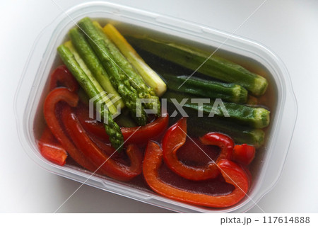 夏野菜の野菜の揚げびたし 夏野菜の野菜の揚げびたし 117614888