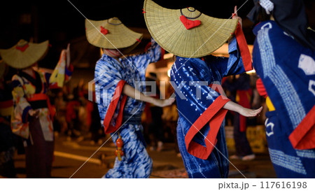 重要無形民俗文化財　西馬音内盆踊り　2024年　秋田県 117616198