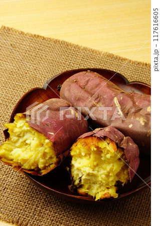 おいしい焼いも 117616605