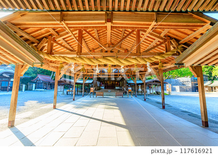 夏の宗像大社 辺津宮 福岡県宗像市 夏の宗像大社 辺津宮 福岡県宗像市 117616921