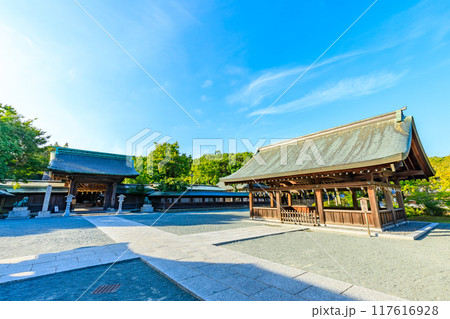 夏の宗像大社 辺津宮 福岡県宗像市 夏の宗像大社 辺津宮 福岡県宗像市 117616928