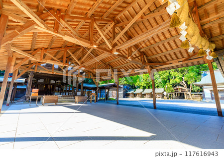 夏の宗像大社　辺津宮　福岡県宗像市 117616943