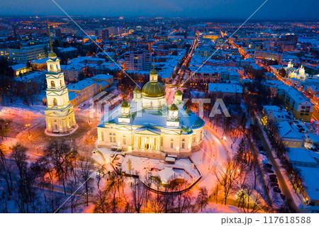 Evening view of the Spassky Cathedral in winter in Penza. 117618588