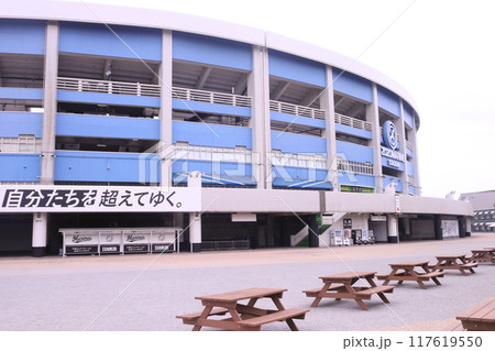 ぞぞぞ、ZOZOマリンスタジアム 117619550