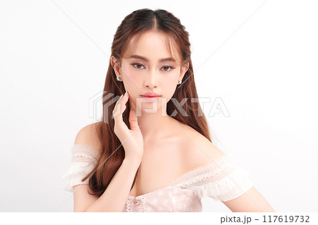 Beautiful young asian woman with clean fresh skin on white background, Face care, Facial treatment, Cosmetology, beauty and spa, Asian women portrait. 117619732