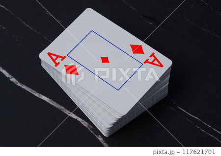 トランプのカード 117621701