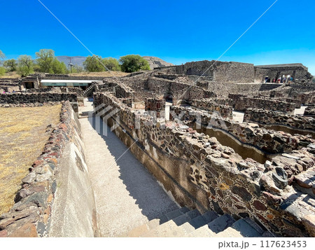 メキシコ・テオティワカン遺跡 ジャガーの宮殿 メキシコ・テオティワカン遺跡 ジャガーの宮殿 117623453