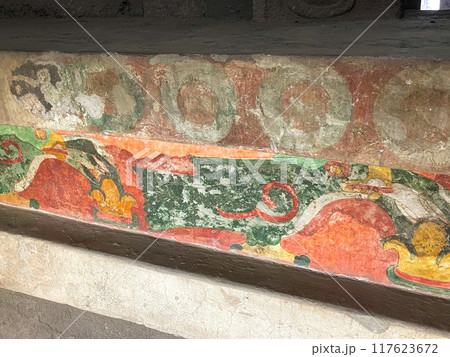 メキシコ・テオティワカン遺跡　ジャガーの宮殿 117623672
