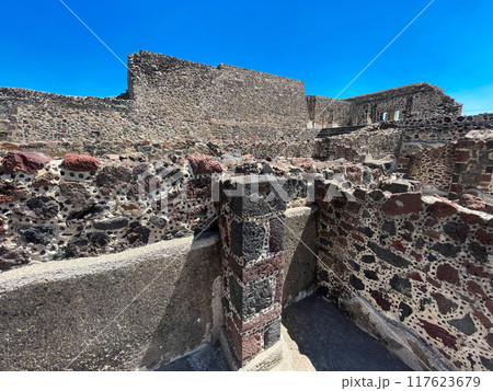 メキシコ・テオティワカン遺跡 ジャガーの宮殿 メキシコ・テオティワカン遺跡 ジャガーの宮殿 117623679