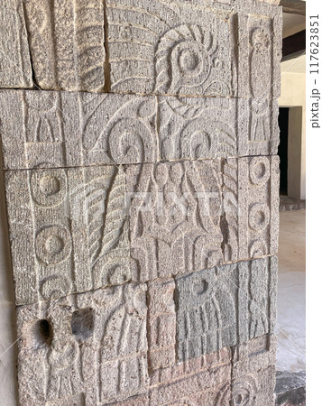 メキシコ・テオティワカン遺跡　ケツァルパパロトルの宮殿 117623851