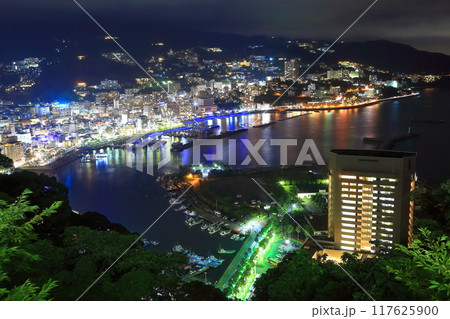 【静岡県】熱海温泉街の夜景 117625900
