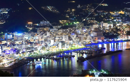 【静岡県】熱海温泉街の夜景 117625904