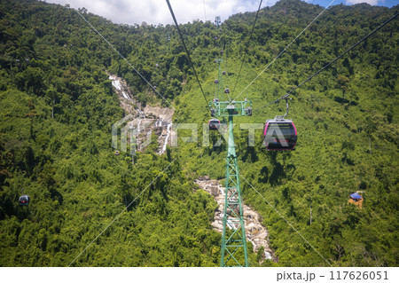 This is a beautiful view of Bana Hills Theme Park, a famous tourist attraction in Vietnam. 117626051