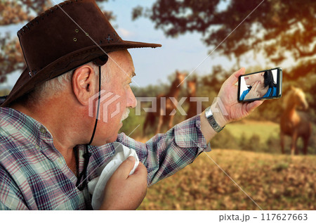 Pulse of the Prairie: Elderly Farmer's Mobile Medical Lesson Unveils Telemedicine's Potential in Reshaping Rural Health Landscape. 117627663