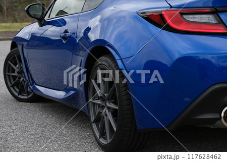 青い国産スポーツカー　イメージ 117628462