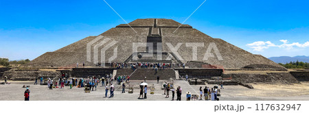 メキシコ・テオティワカン遺跡 太陽のピラミッド メキシコ・テオティワカン遺跡 太陽のピラミッド 117632947