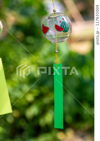 夏の風鈴 117635009
