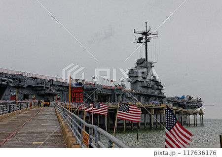 テキサス州　空母レキシントン博物館 117636176