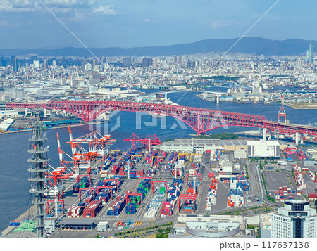港大橋（写真中央。大阪市港区・住之江区） 117637138