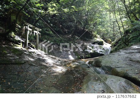 深谷龍鎮渓谷・龍鎮神社【奈良県宇陀市】 117637682