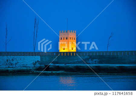 Illuminated watch tower 117641658