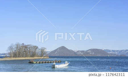 冬の洞爺湖、珍小島　16:9　洞爺湖町 117642311