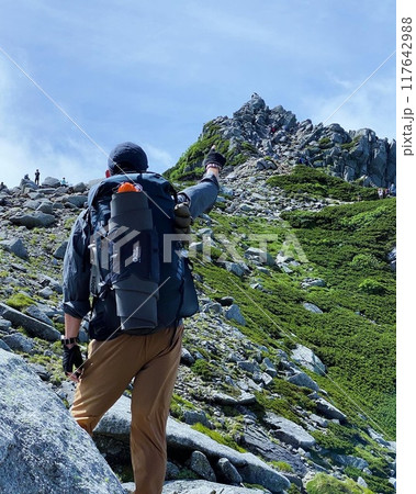 宝剣岳を望む 117642988