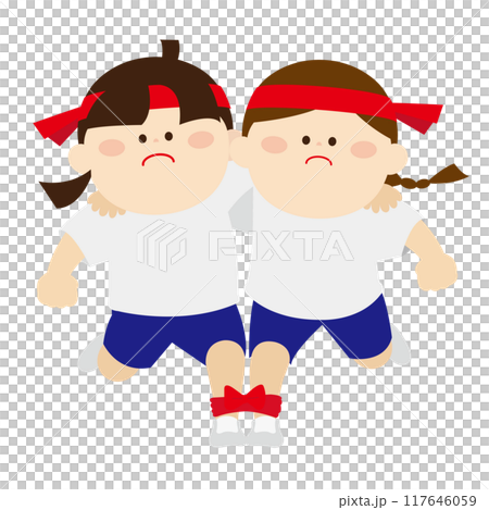 二人三脚をしている鉢巻の子どもたち 117646059