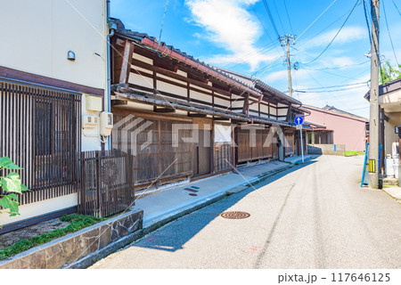 高岡市吉久（重伝建）　富山県 117646125