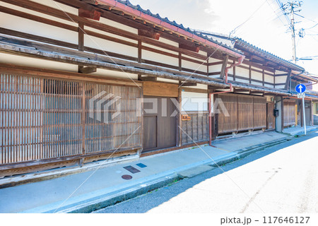 高岡市吉久（重伝建）　富山県 117646127