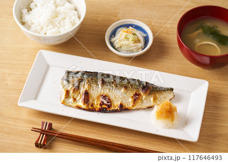 鯖の塩焼き 117646493