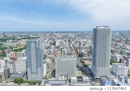 北海道札幌市　JR札幌駅周辺から望む札幌の街並み（北方向） 117647961