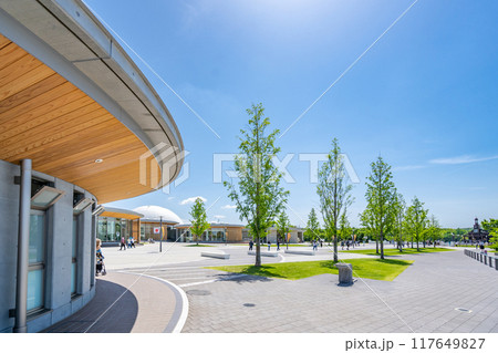 愛・地球博記念公園　公衆トイレ　北口案内所　ロタンダ風ヶ丘　北口カフェテリア　北口売店 117649827