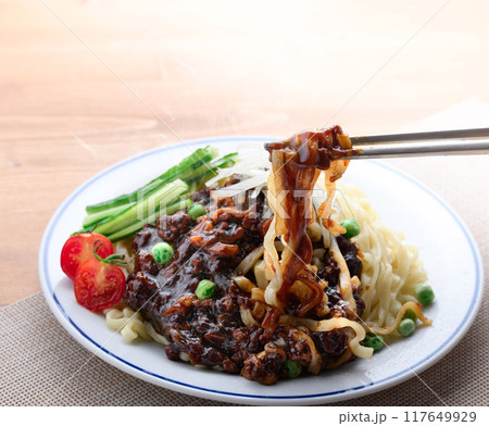 韓国料理 ジャージャー麺 （ チャジャン麺 ） 117649929