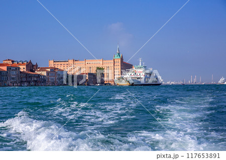 ベネチア 117653891