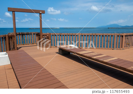 道の駅　越後出雲崎天領の里　夕凪の橋先端の展望スペース 117655493