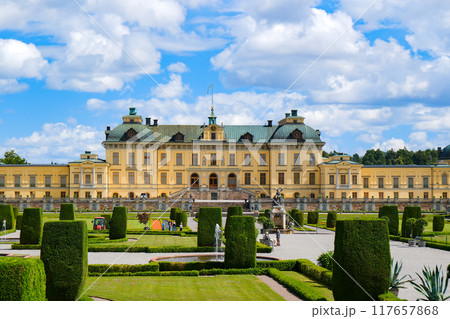 スウェーデン ストックホルム郊外 ドロットニングホルム宮殿 117657868