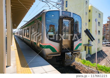 宮城県仙台市 仙山線、JR東日本E721系電車 117661223