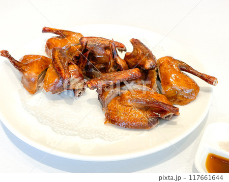 鳩の唐揚げ 炸鸽子 鳩の唐揚げ 炸鸽子 117661644