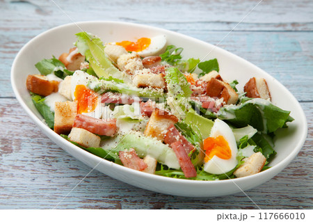 シーザーサラダ 117666010